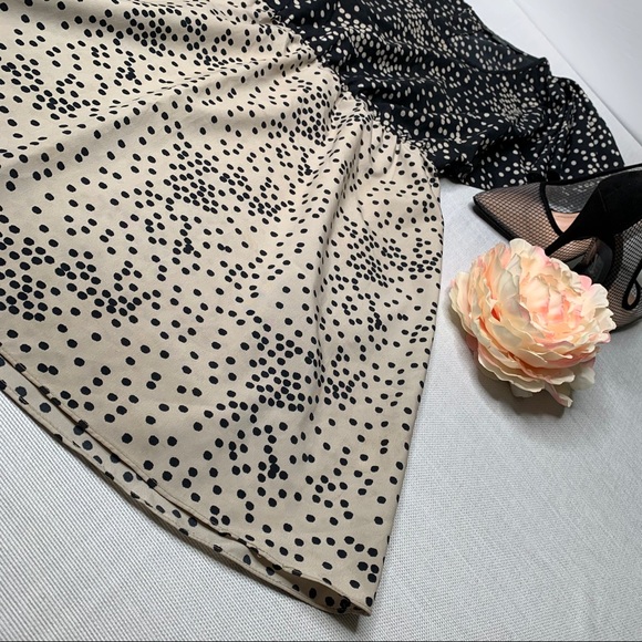 Armani Exchange’ Butterfly Sleeve Dress - Picture 6 of 9